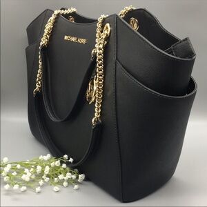 Michael Kors Jet Set Travel LG Chain Shoulder Tote